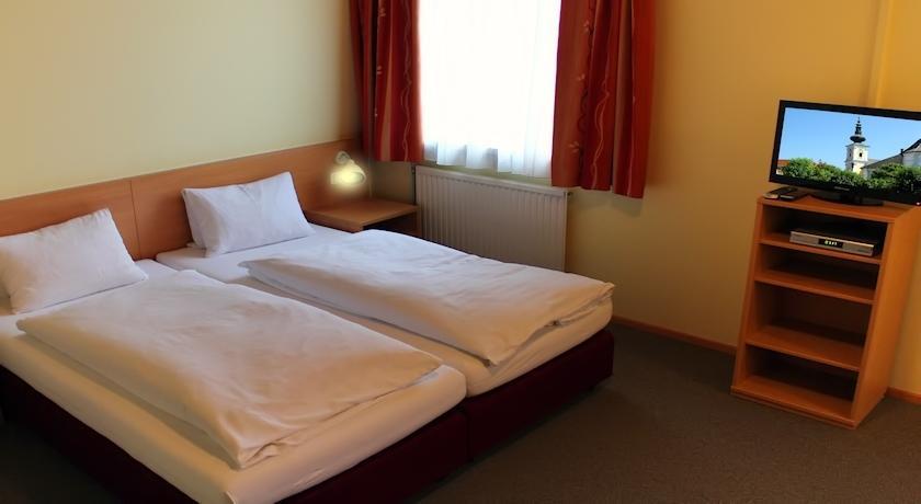 Hotel Denk Bed & Breakfast Vorchdorf Kültér fotó