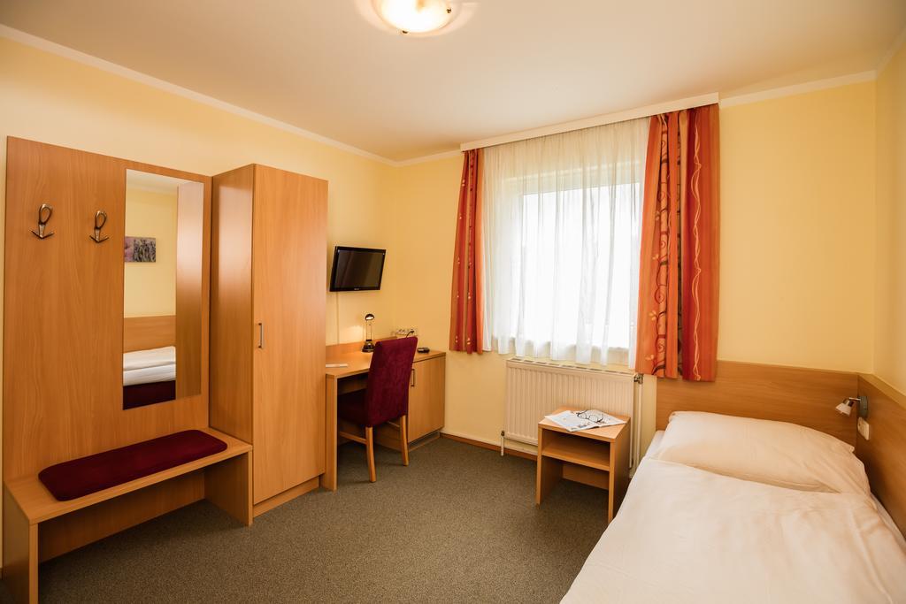 Hotel Denk Bed & Breakfast Vorchdorf Kültér fotó